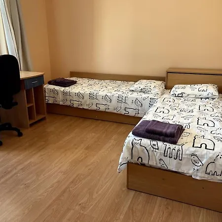 Daire Lovely Spacious 3br Just Outside Of Centre