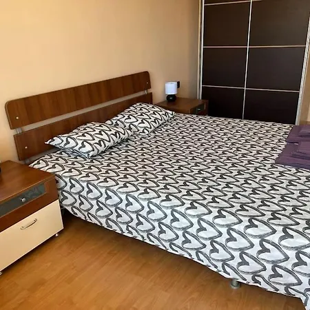 Lovely Spacious 3br Just Outside Of Centre *