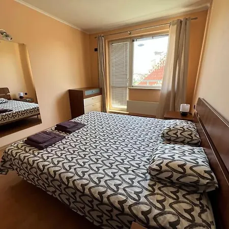 Lovely Spacious 3br Just Outside Of Centre