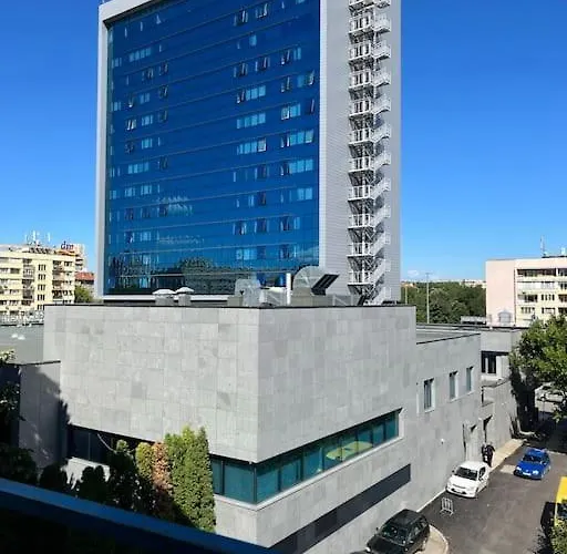 Lovely Spacious 3br Just Outside Of Centre * Sofia