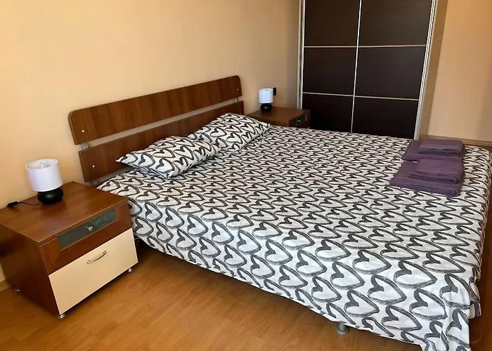 Lovely Spacious 3br Just Outside Of Centre *