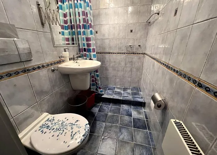 Apartament Lovely Spacious 3br Just Outside Of Centre *